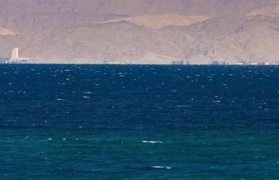 亞洲最機(jī)智的國(guó)家,沒(méi)有石油資源,靠著20公里的海岸線年入百億